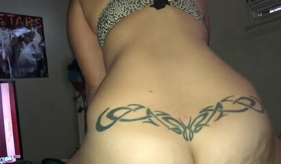 Accidentally creampied MILF's pussy while she was riding my BBC