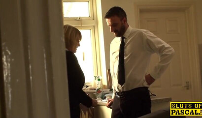 Mature British slut Amy Goodhead gets her pierced cunt demolished