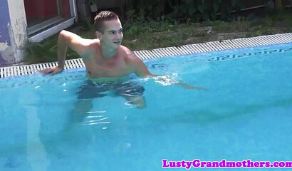 Busty european granny gets hairy pussy banged