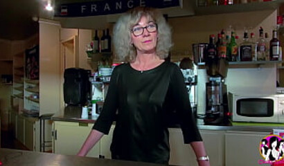 Nerdy granny gets both her holes destroyed