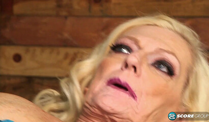 It's no biggie that I came inside the gilf Layla Rose