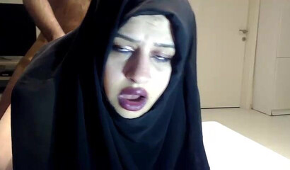 I FINALLY FUCKED MY BEST FRIEND'S MATURE ARAB MOM !