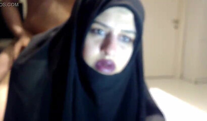 I FINALLY FUCKED MY BEST FRIEND'S MATURE ARAB MOM !