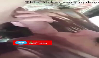 Arab skank sucking a meaty spear and making him squirt his man chowder