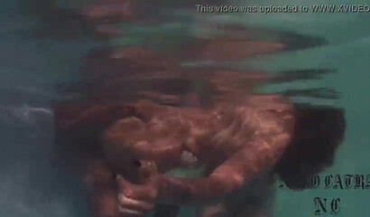 I took two hot babes to my pool - Melissa Devassa - Rafaella Denardin - Nego Catra