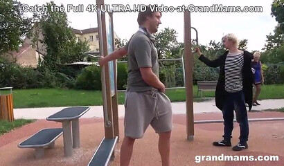 Cougars give twinks a piece of their pussy